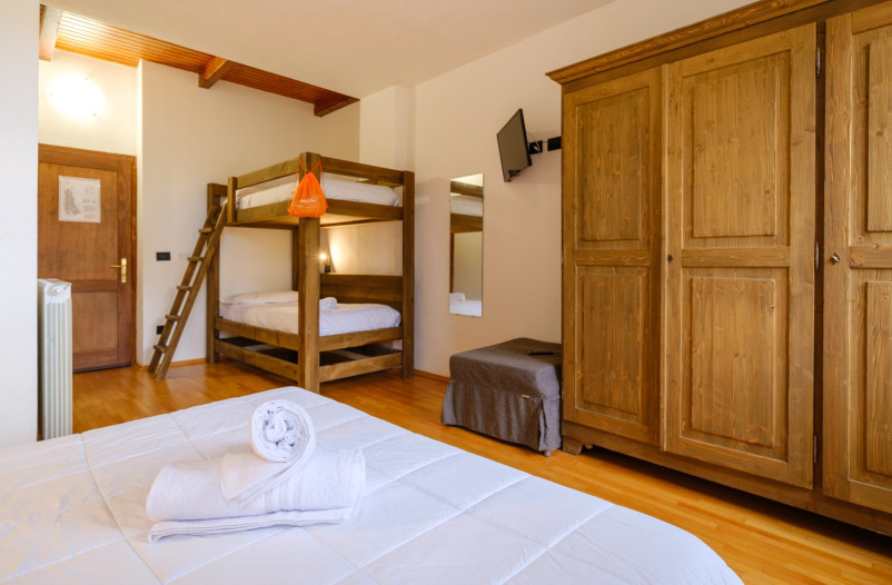 media.Quadrupla senza vista piste comfort room 3